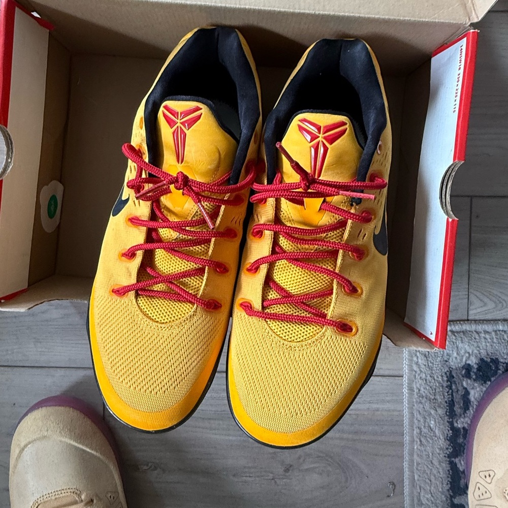 Nike Kobe 9 EM Bruce Lee OG🔥🔥🔥 - Picture 5 of 13